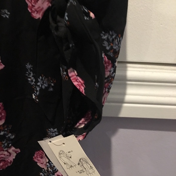 🎁💕🖤New Floral Dress🖤💕🎁 - Picture 5 of 8